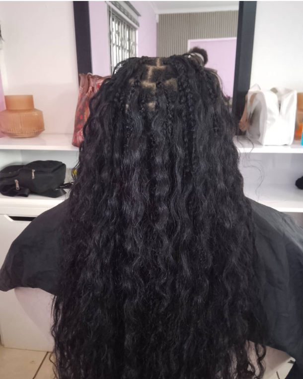 Knotless braids with curly ends, Magic Fingers Beauty